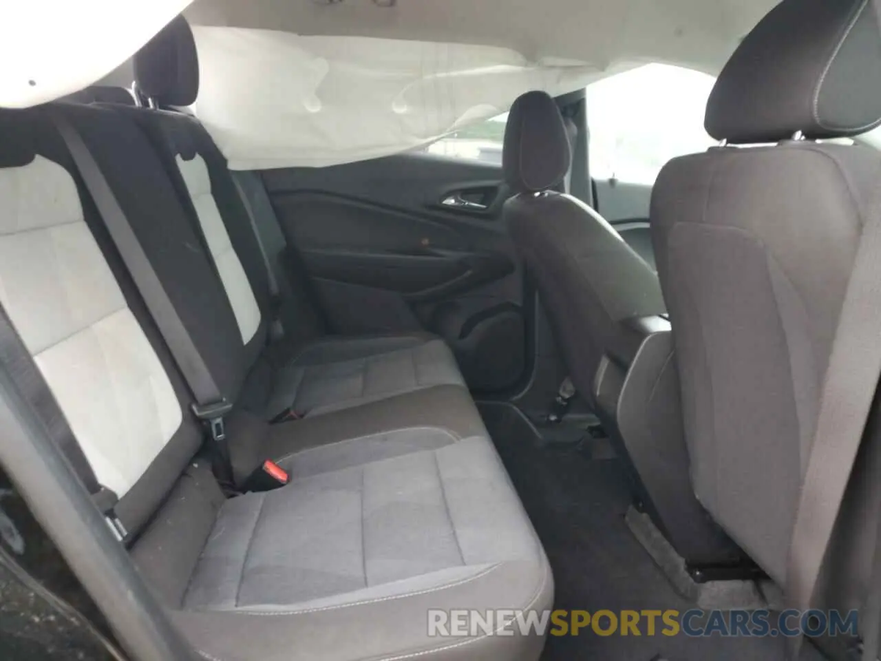 11 fotografías del automóvil dañado KL77LFE21RC161632 CHEVROLET TRAX 2024