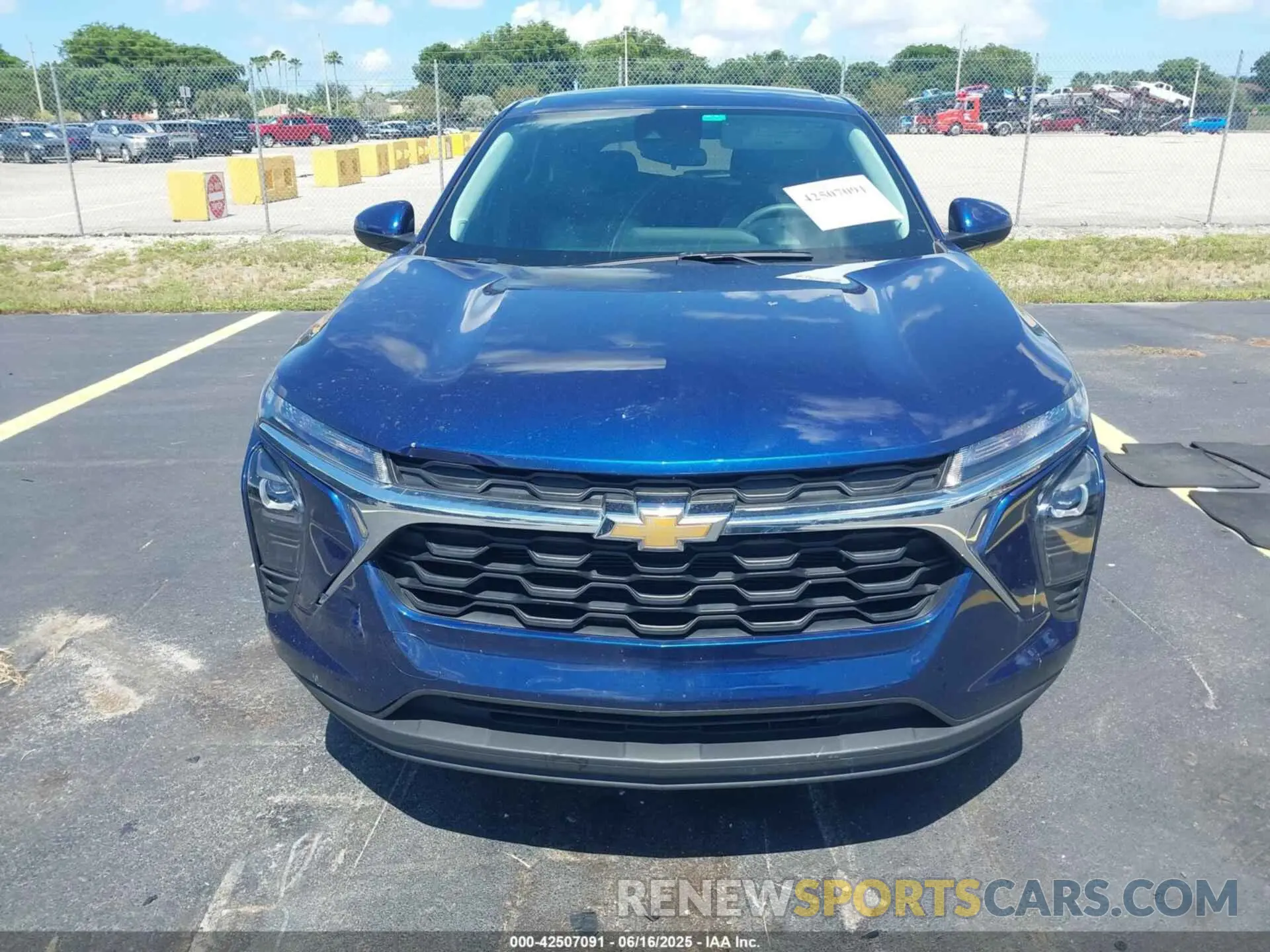 12 fotografías del automóvil dañado KL77LFE21RC162568 CHEVROLET TRAX 2024
