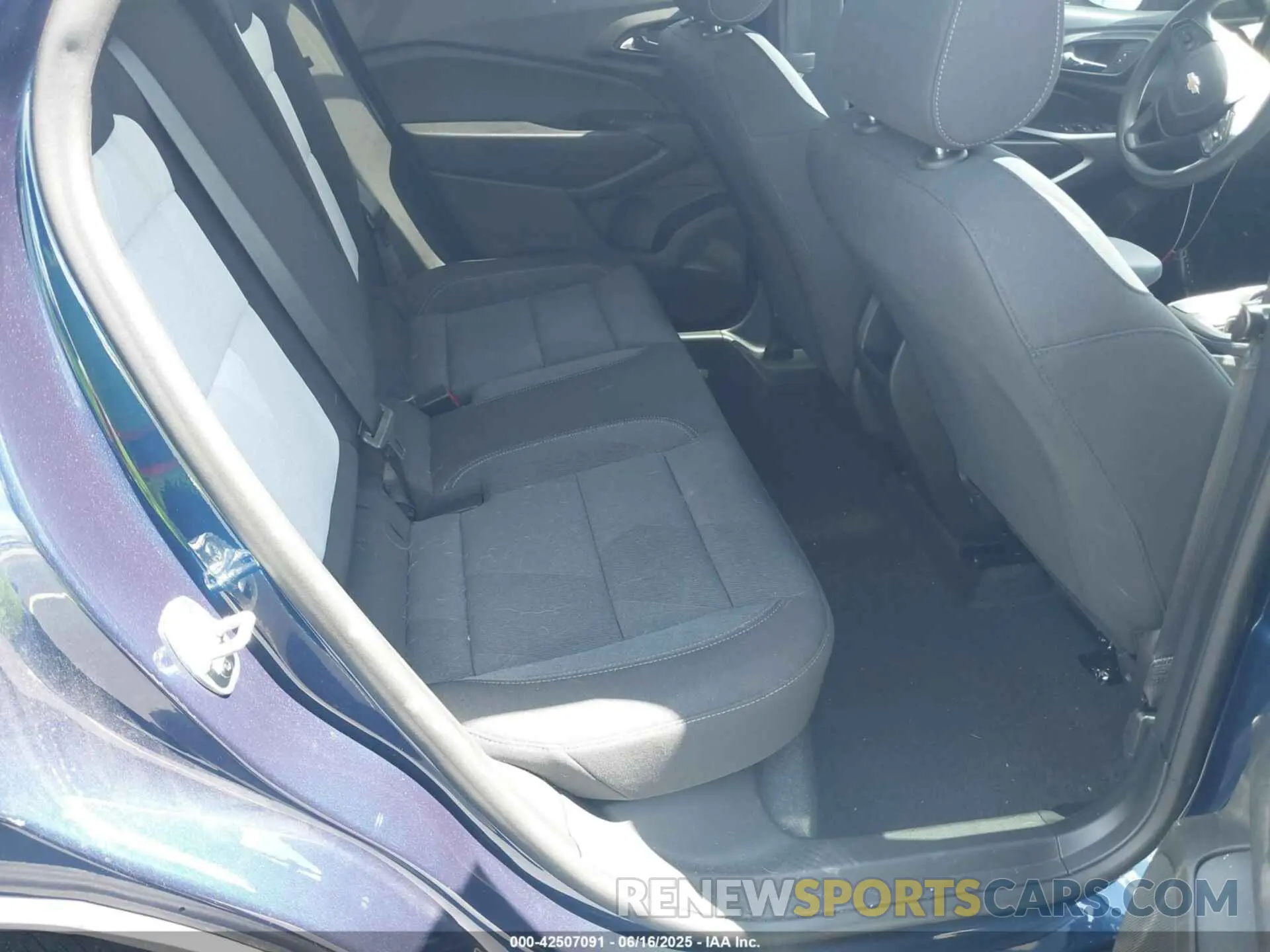 8 fotografías del automóvil dañado KL77LFE21RC162568 CHEVROLET TRAX 2024