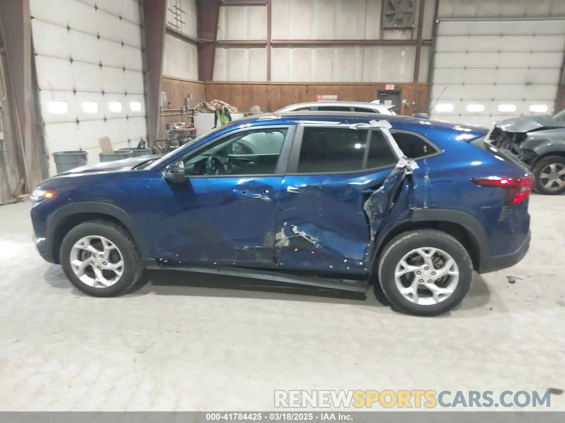 14 fotografías del automóvil dañado KL77LFE22RC100676 CHEVROLET TRAX 2024