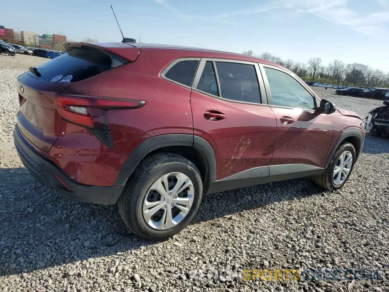 3 fotografías del automóvil dañado KL77LFE22RC135797 CHEVROLET TRAX 2024