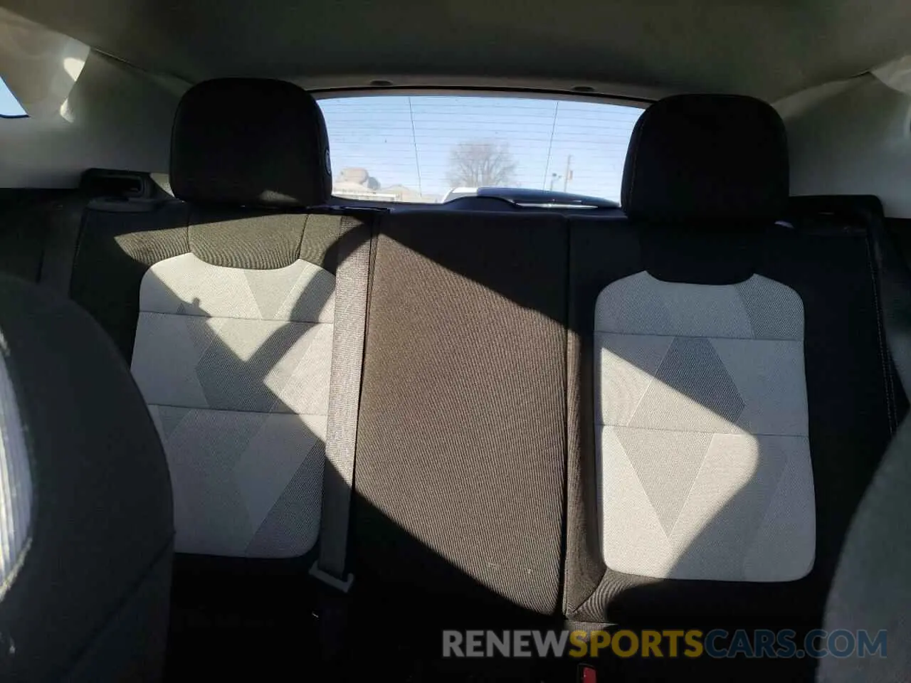 10 fotografías del automóvil dañado KL77LFE22RC151823 CHEVROLET TRAX 2024