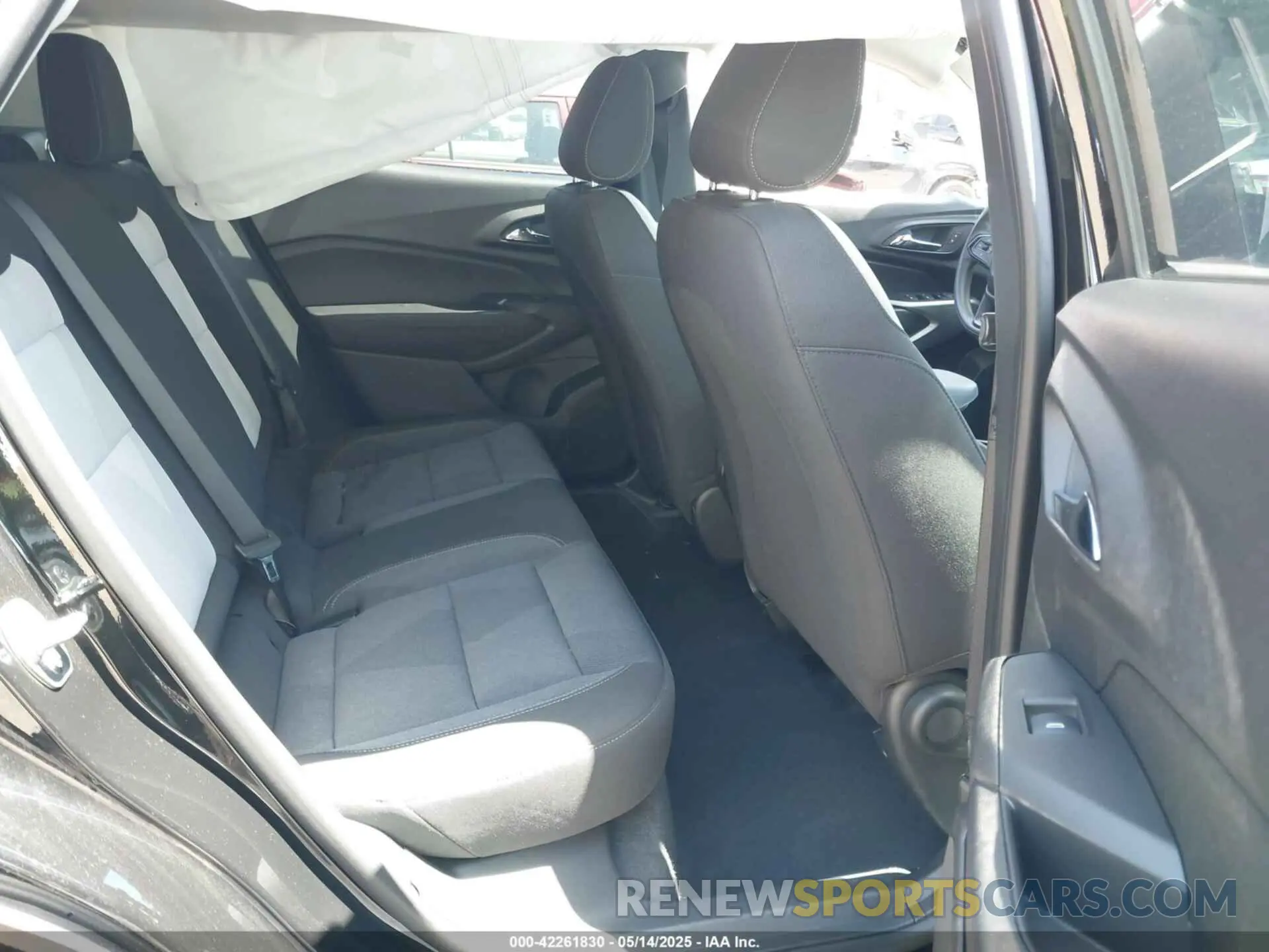 8 fotografías del automóvil dañado KL77LFE22RC230506 CHEVROLET TRAX 2024