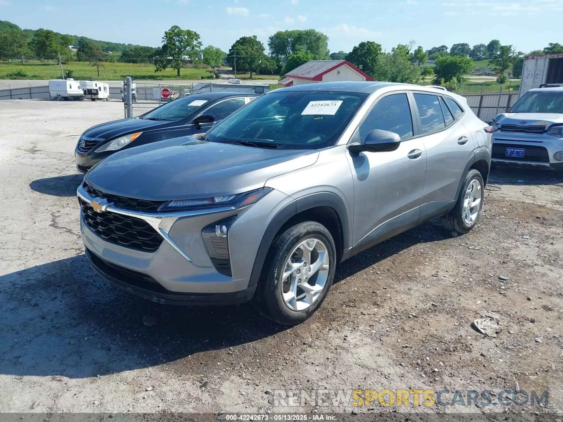 2 fotografías del automóvil dañado KL77LFE23RC112402 CHEVROLET TRAX 2024