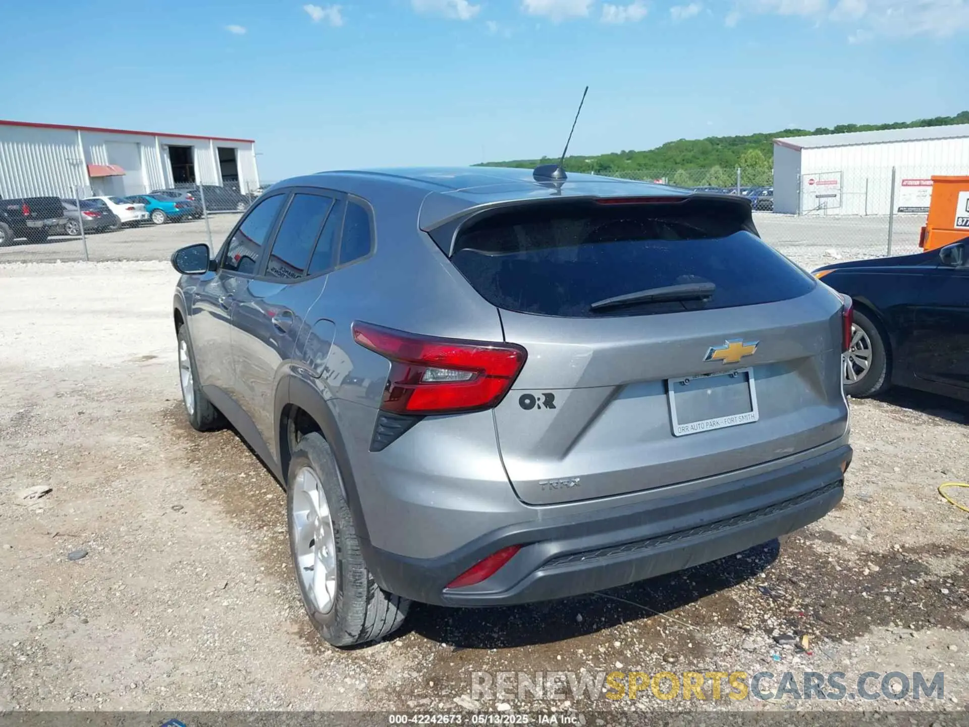 3 fotografías del automóvil dañado KL77LFE23RC112402 CHEVROLET TRAX 2024