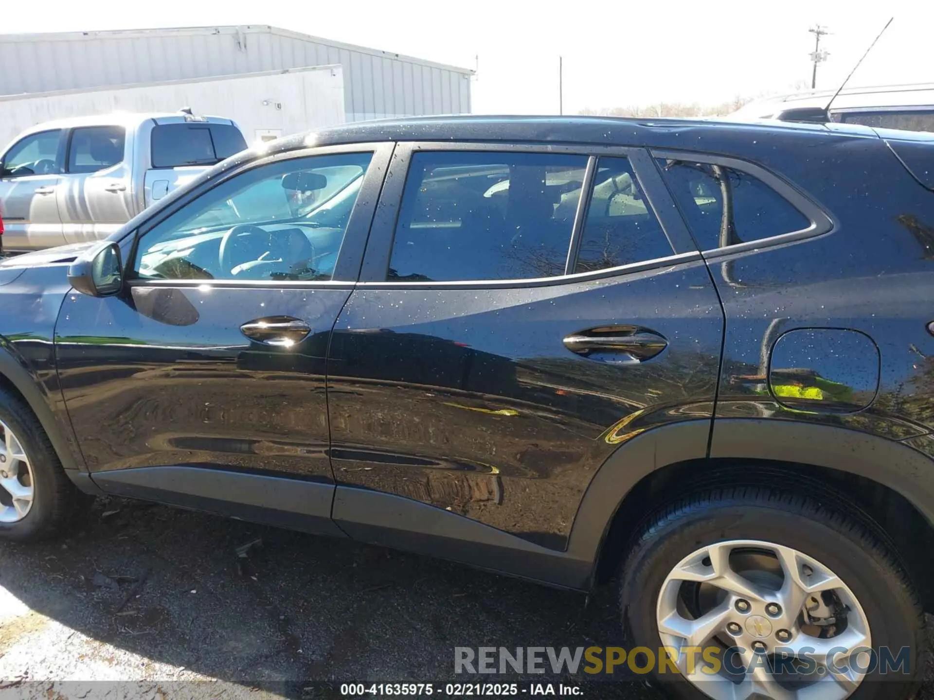 14 fotografías del automóvil dañado KL77LFE23RC155590 CHEVROLET TRAX 2024