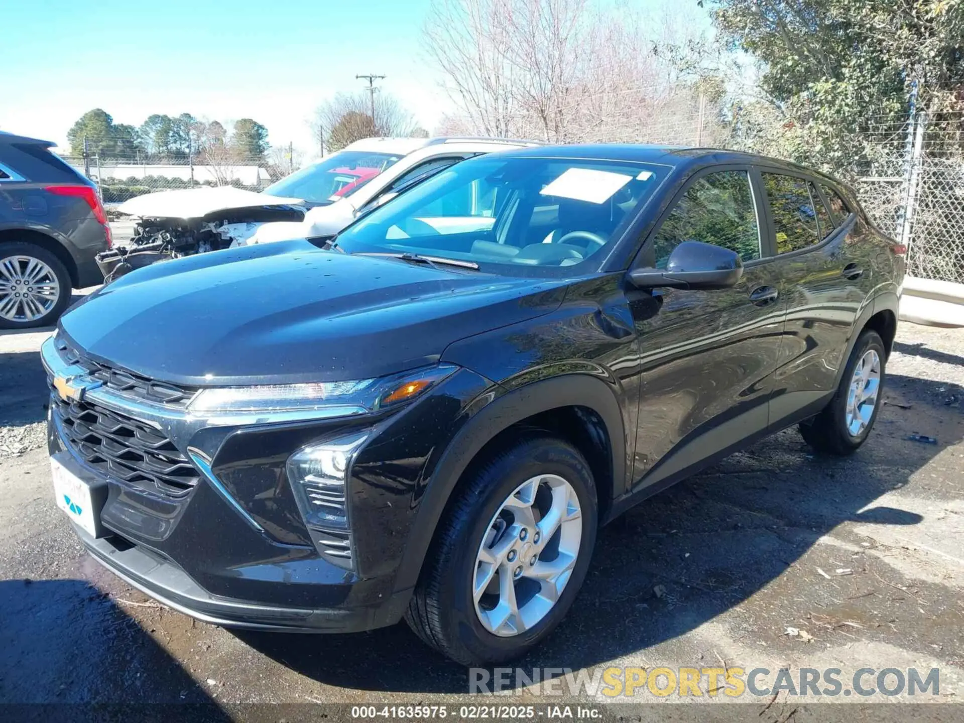 2 fotografías del automóvil dañado KL77LFE23RC155590 CHEVROLET TRAX 2024