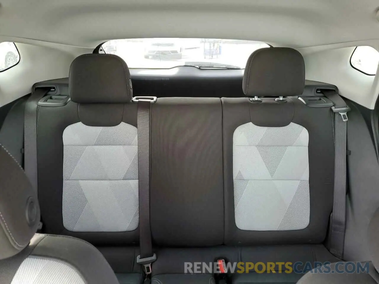 10 fotografías del automóvil dañado KL77LFE23RC231292 CHEVROLET TRAX 2024