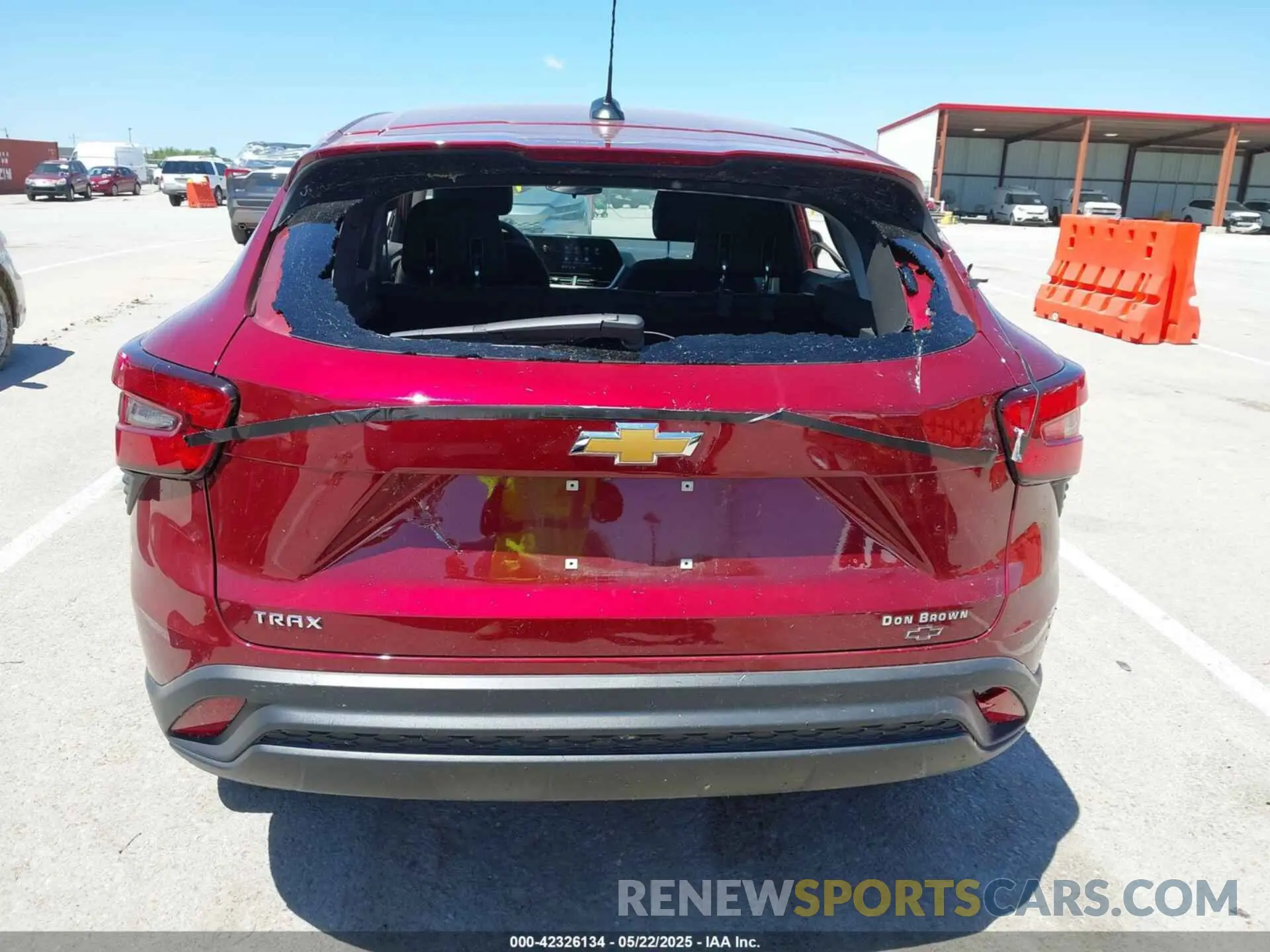 15 fotografías del automóvil dañado KL77LFE24RC133050 CHEVROLET TRAX 2024