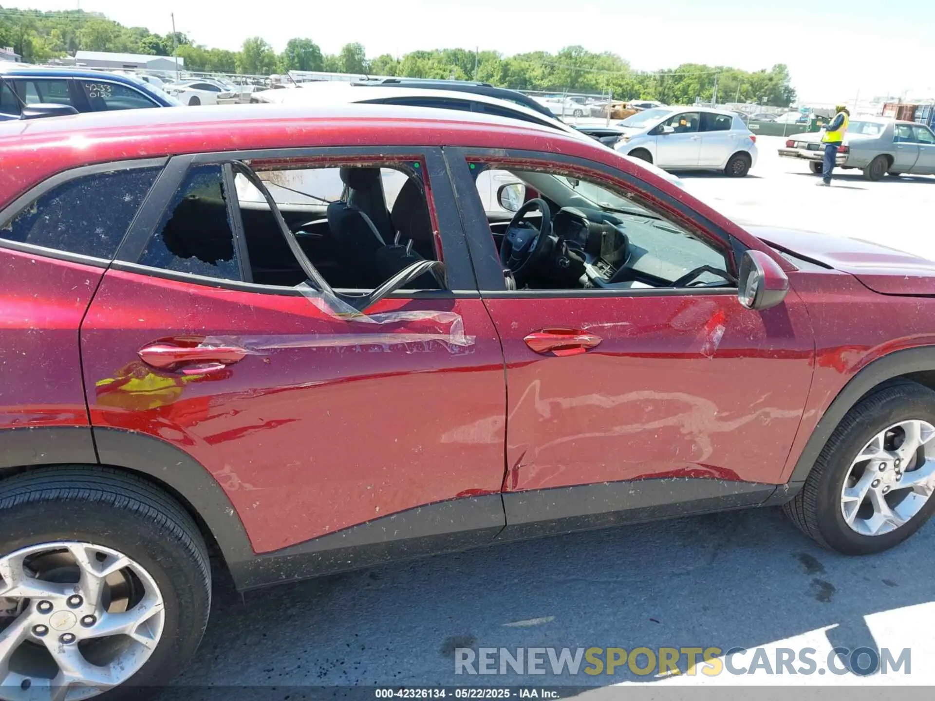 16 fotografías del automóvil dañado KL77LFE24RC133050 CHEVROLET TRAX 2024