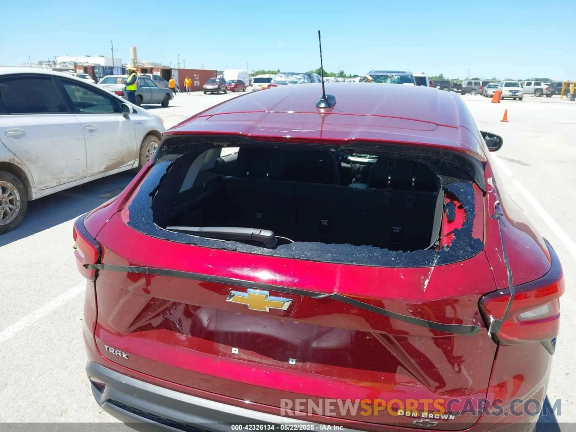 17 fotografías del automóvil dañado KL77LFE24RC133050 CHEVROLET TRAX 2024