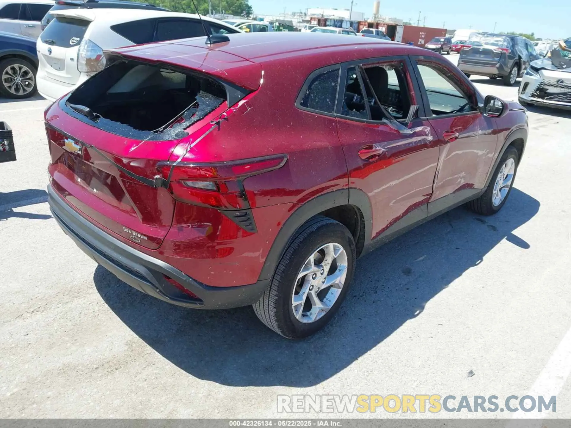4 fotografías del automóvil dañado KL77LFE24RC133050 CHEVROLET TRAX 2024