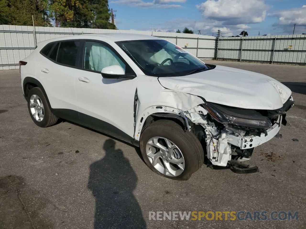 4 fotografías del automóvil dañado KL77LFE24RC138782 CHEVROLET TRAX 2024