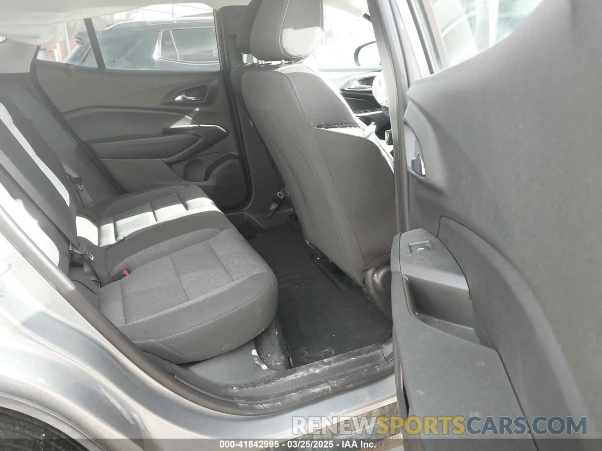 8 fotografías del automóvil dañado KL77LFE25RC020837 CHEVROLET TRAX 2024
