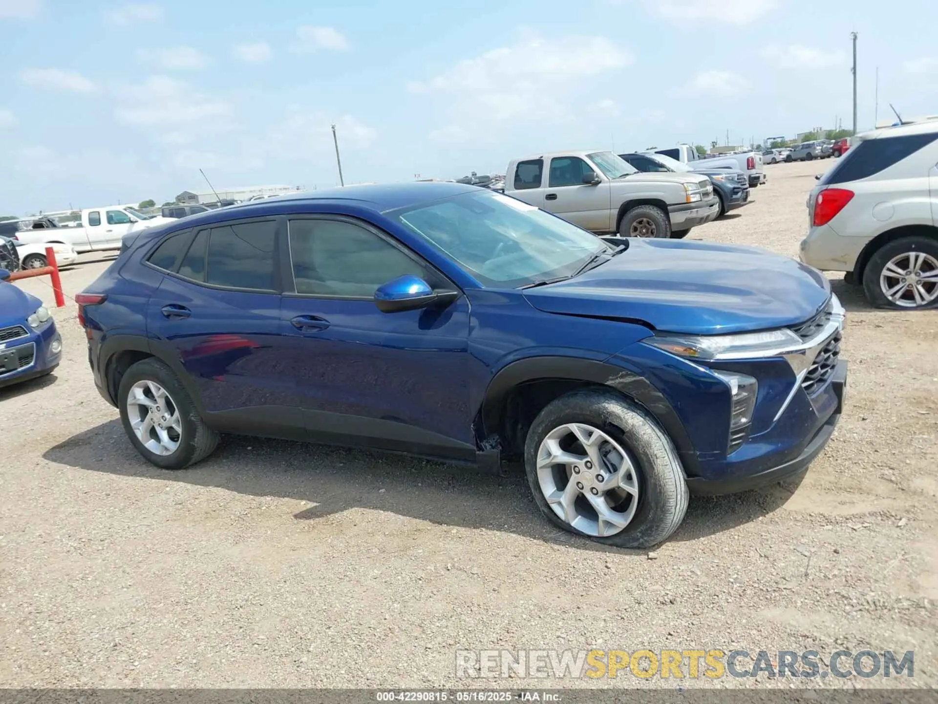 13 fotografías del automóvil dañado KL77LFE25RC166283 CHEVROLET TRAX 2024