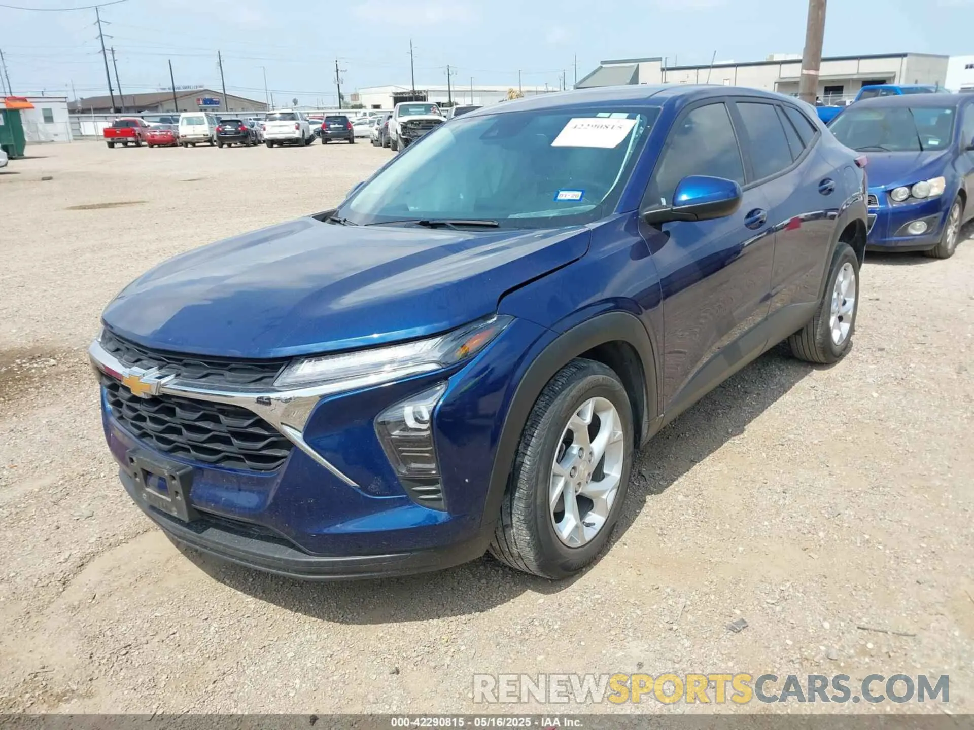 2 fotografías del automóvil dañado KL77LFE25RC166283 CHEVROLET TRAX 2024