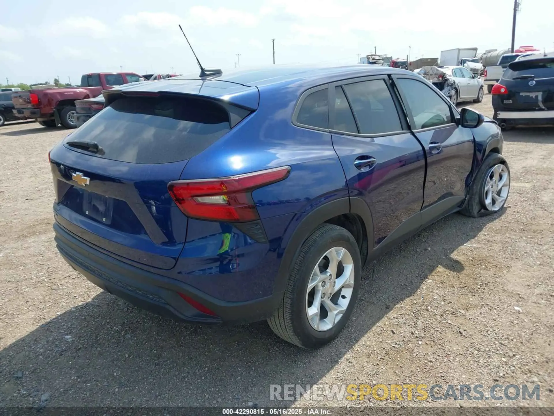 4 fotografías del automóvil dañado KL77LFE25RC166283 CHEVROLET TRAX 2024