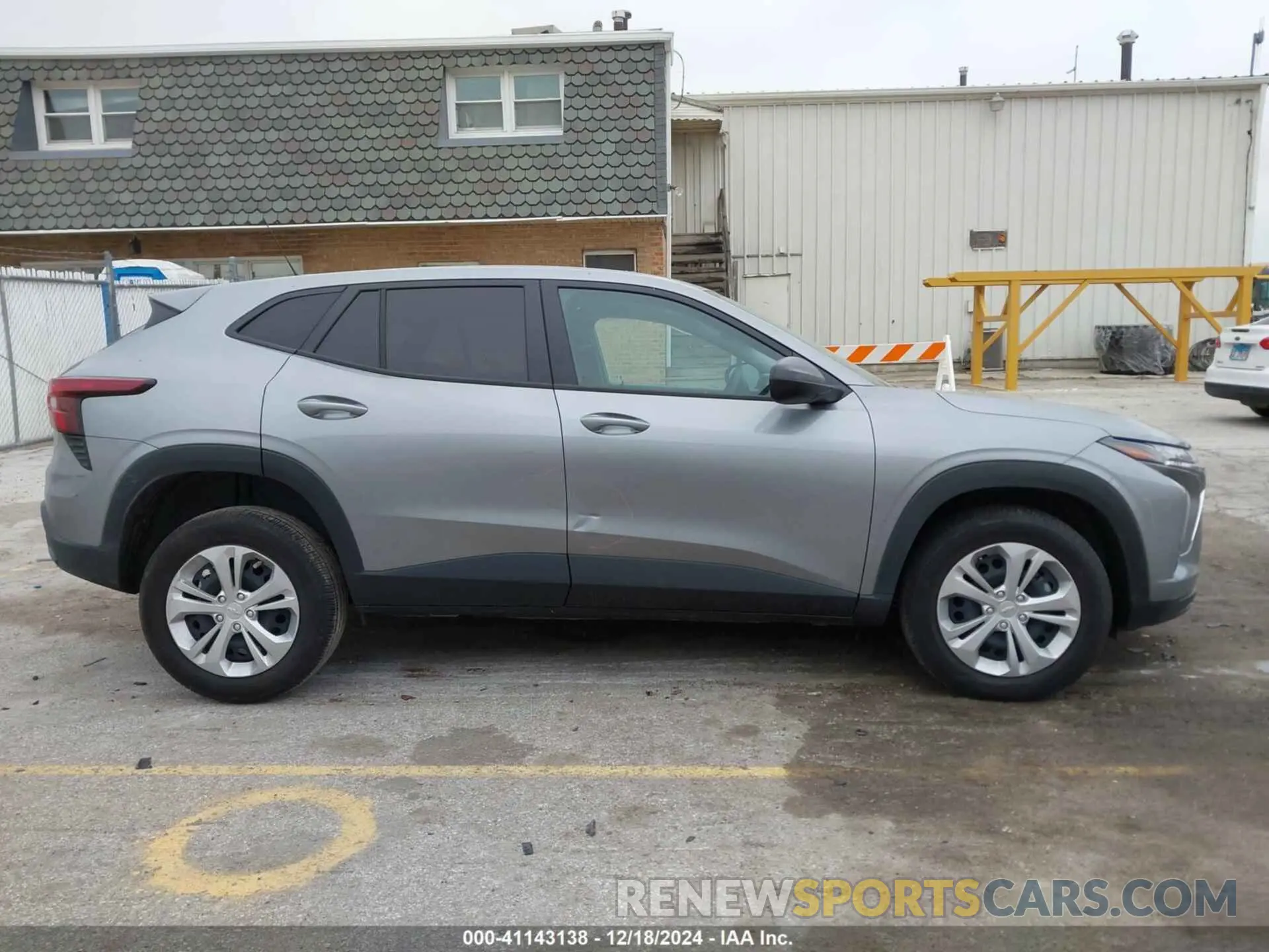 13 fotografías del automóvil dañado KL77LFE25RC183309 CHEVROLET TRAX 2024