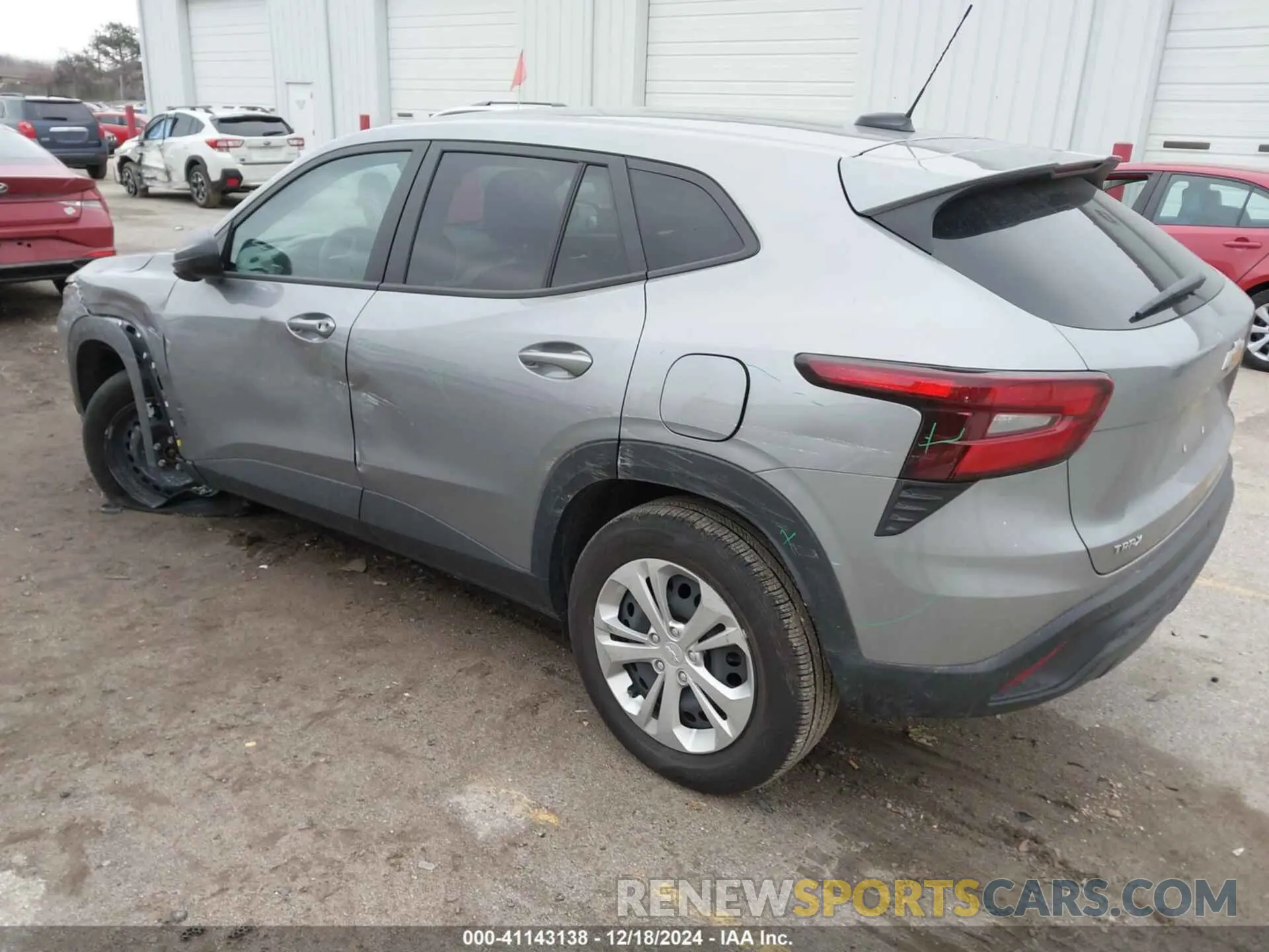 3 fotografías del automóvil dañado KL77LFE25RC183309 CHEVROLET TRAX 2024
