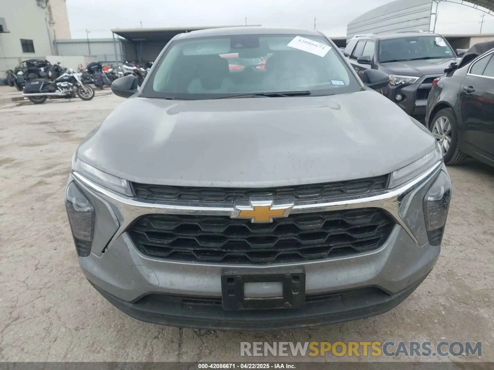12 fotografías del automóvil dañado KL77LFE26RC144292 CHEVROLET TRAX 2024