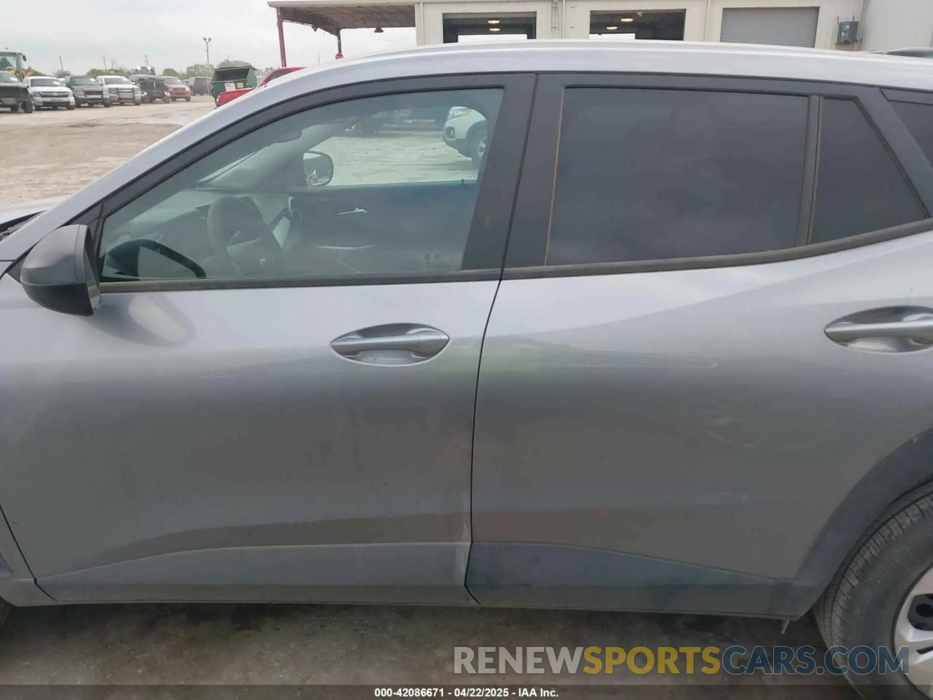 14 fotografías del automóvil dañado KL77LFE26RC144292 CHEVROLET TRAX 2024