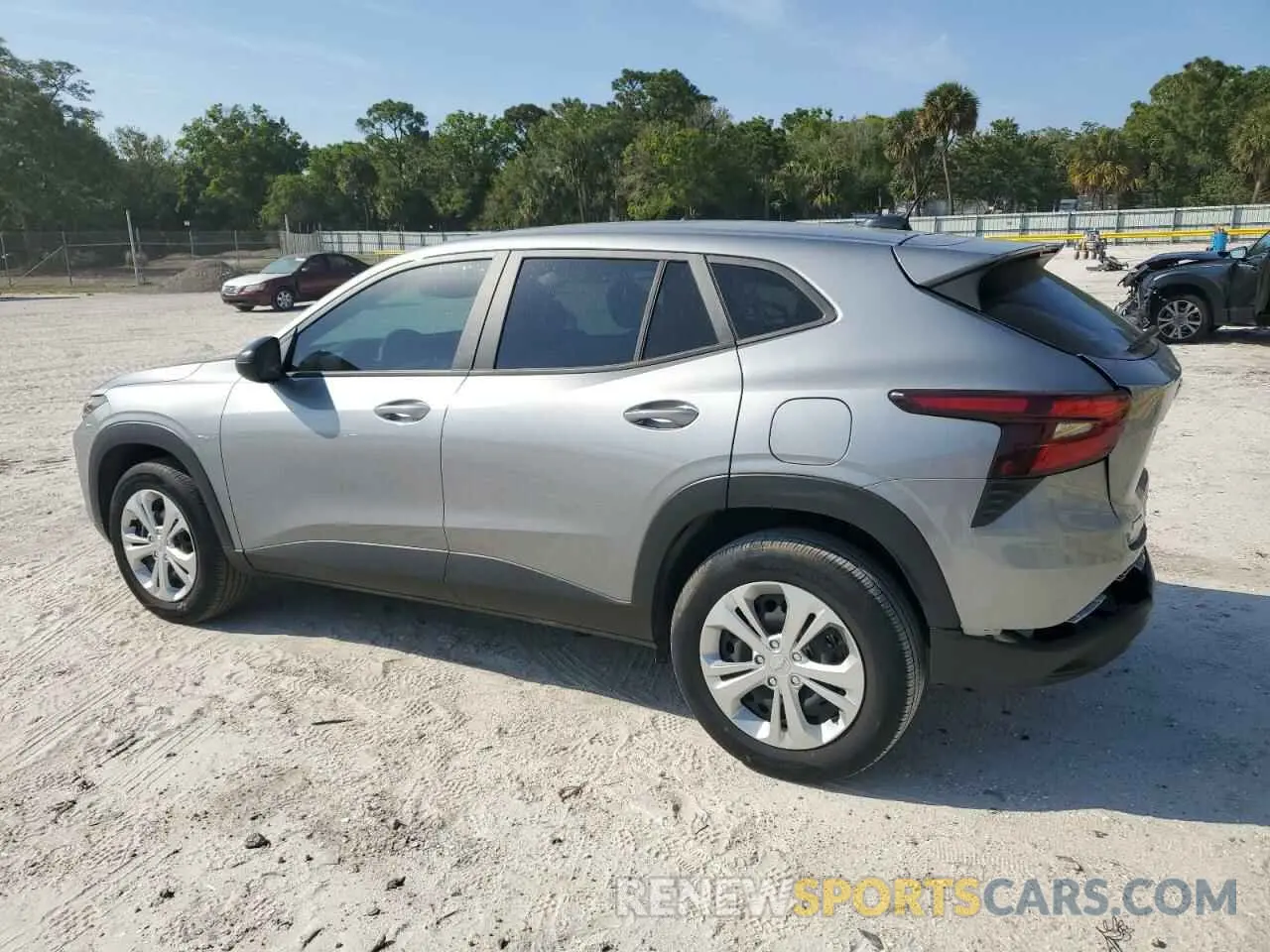 2 fotografías del automóvil dañado KL77LFE26RC203907 CHEVROLET TRAX 2024
