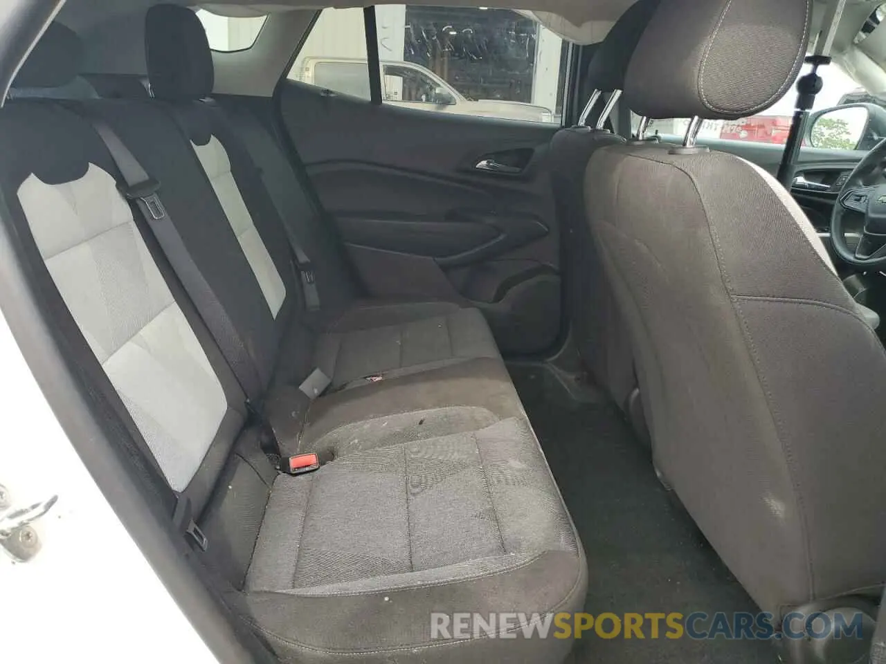 11 fotografías del automóvil dañado KL77LFE27RC019897 CHEVROLET TRAX 2024