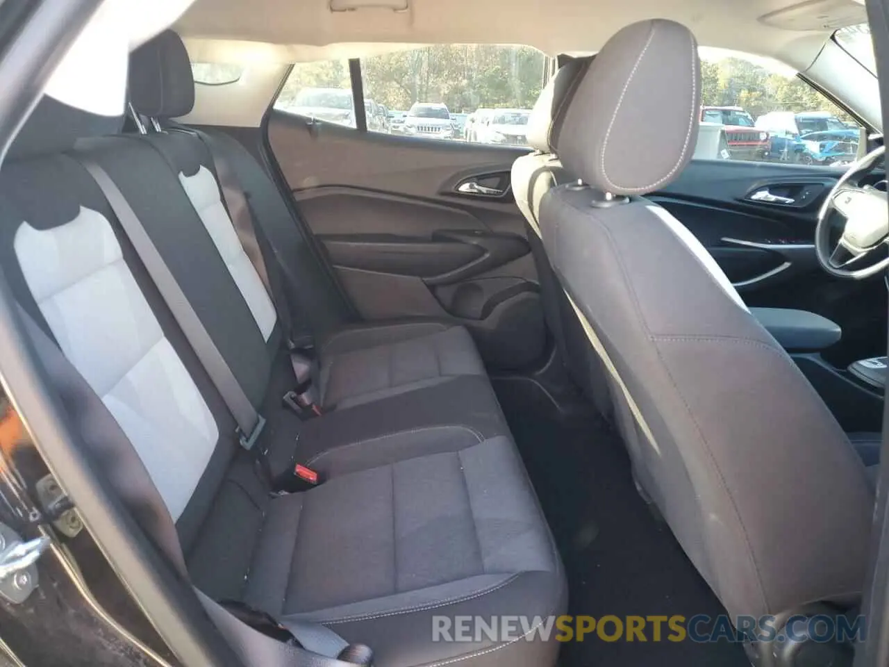 11 fotografías del automóvil dañado KL77LFE27RC046761 CHEVROLET TRAX 2024