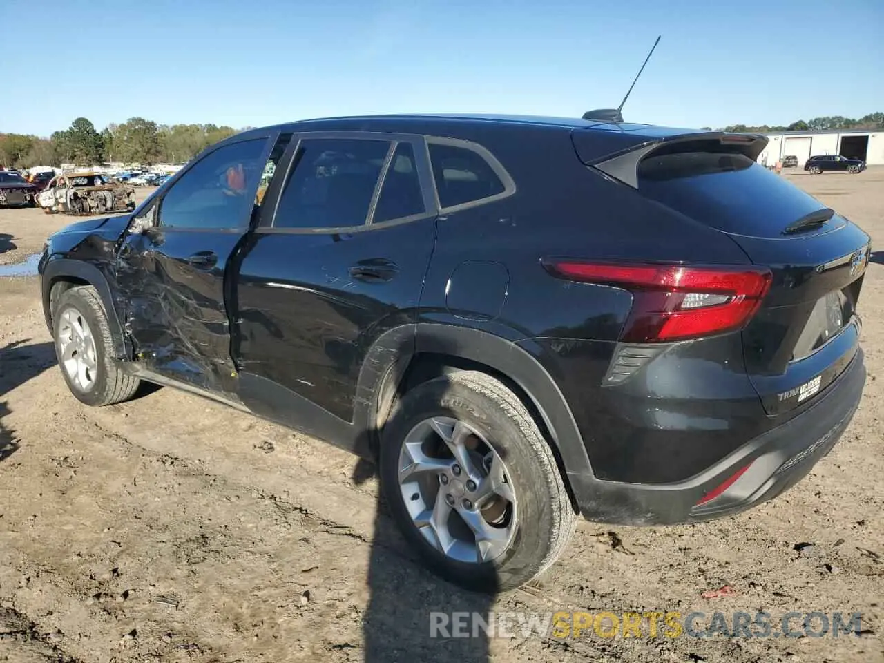 2 fotografías del automóvil dañado KL77LFE27RC046761 CHEVROLET TRAX 2024