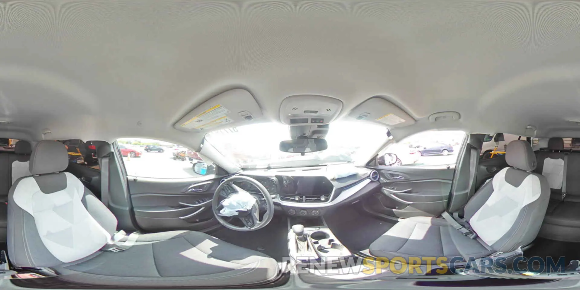 15 fotografías del automóvil dañado KL77LFE27RC092963 CHEVROLET TRAX 2024