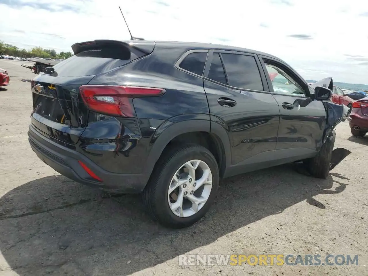 3 fotografías del automóvil dañado KL77LFE27RC092963 CHEVROLET TRAX 2024