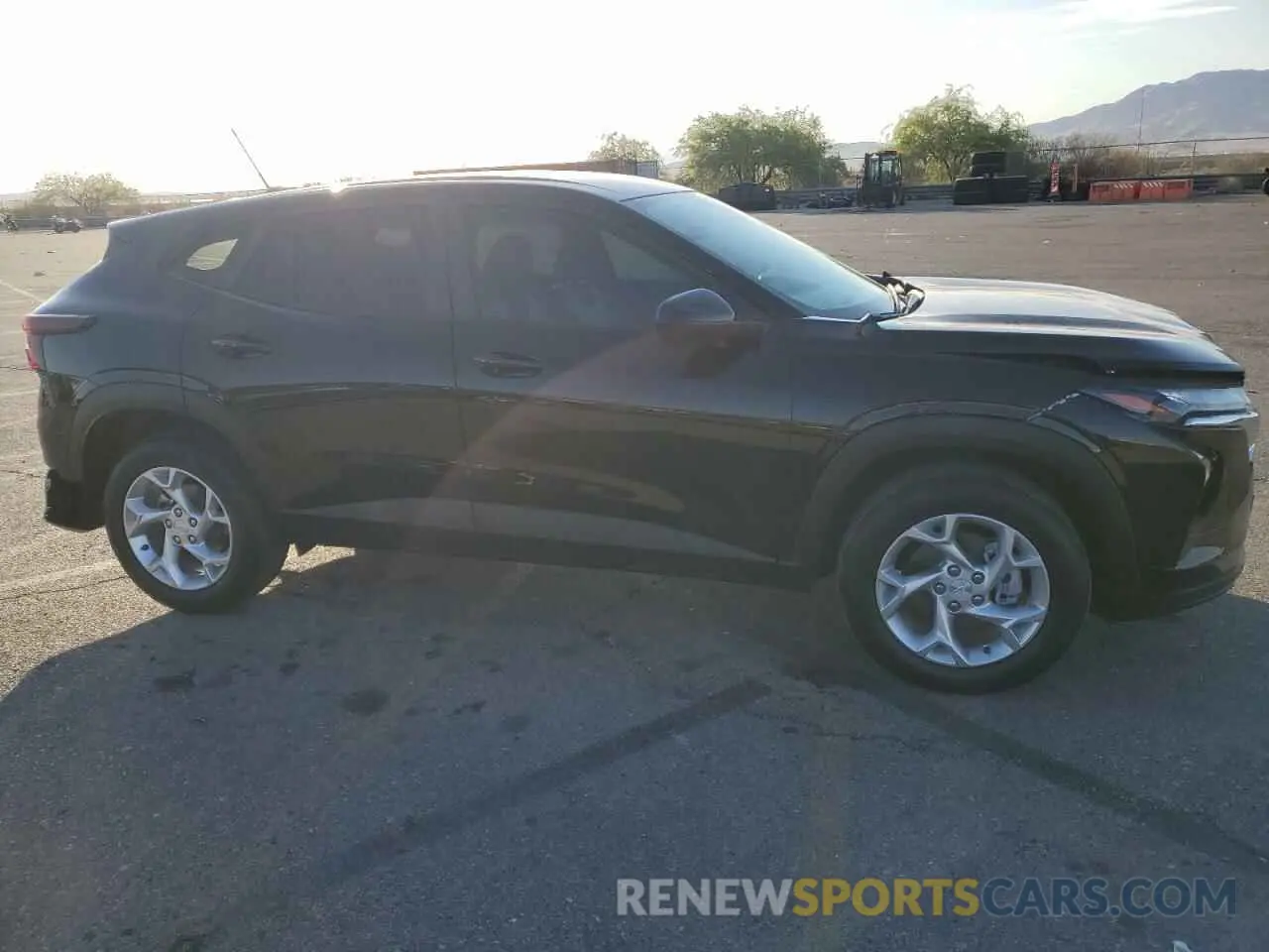 4 fotografías del automóvil dañado KL77LFE27RC120986 CHEVROLET TRAX 2024