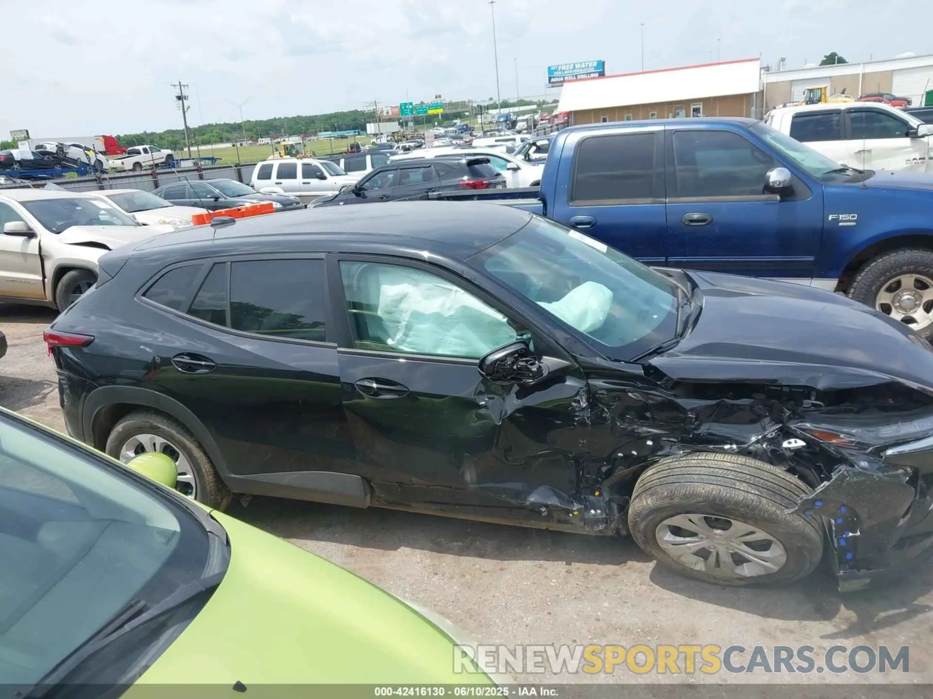 14 fotografías del automóvil dañado KL77LFE29RC144027 CHEVROLET TRAX 2024