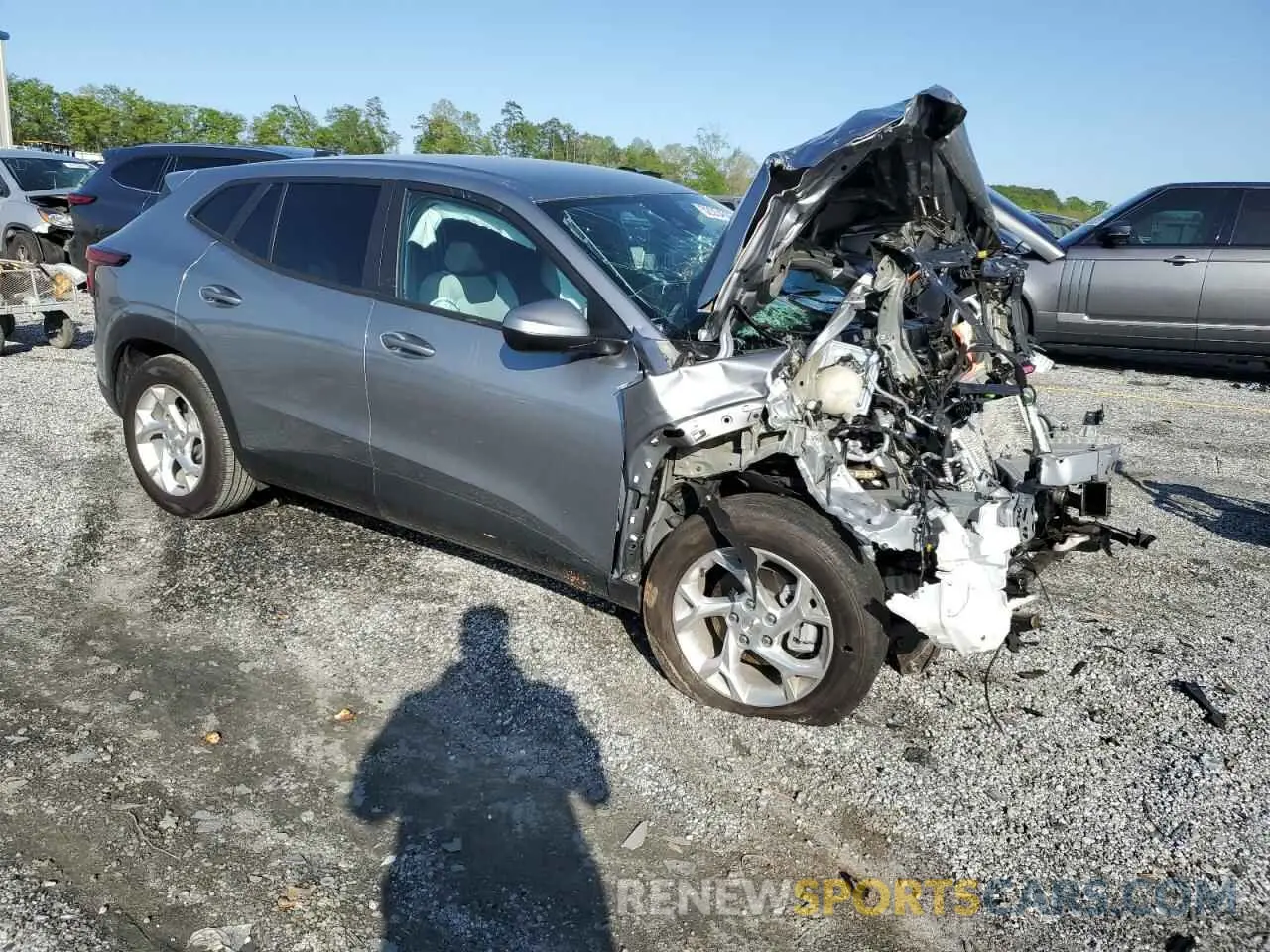 4 fotografías del automóvil dañado KL77LFE29RC207577 CHEVROLET TRAX 2024