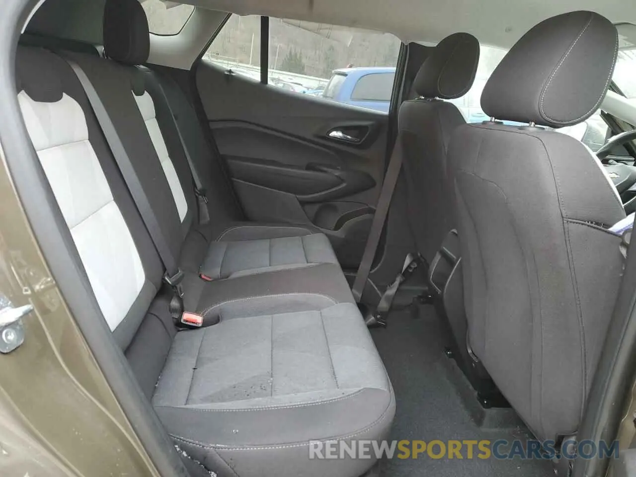 11 fotografías del automóvil dañado KL77LFE2XRC078345 CHEVROLET TRAX 2024