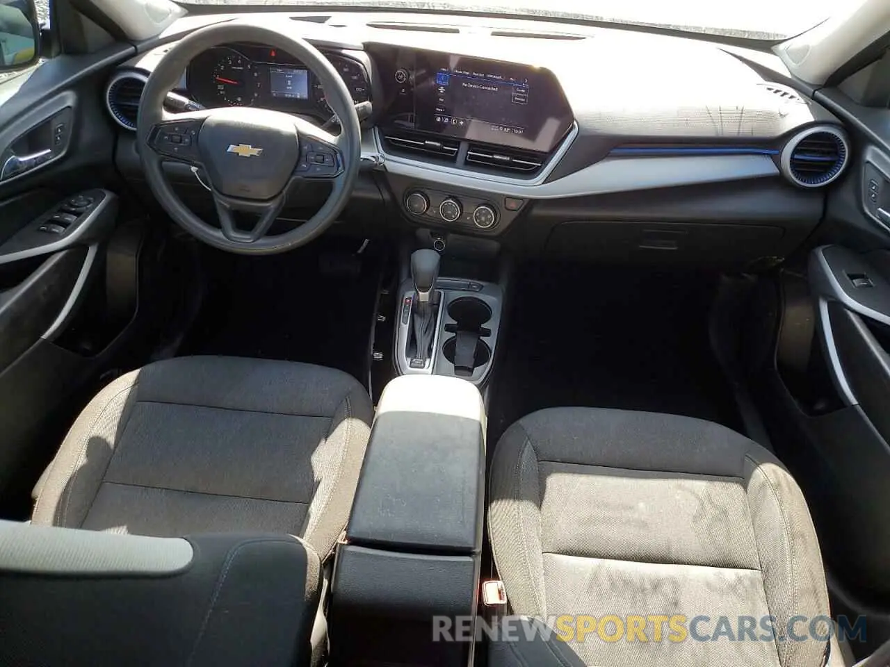 8 fotografías del automóvil dañado KL77LFE2XRC079379 CHEVROLET TRAX 2024