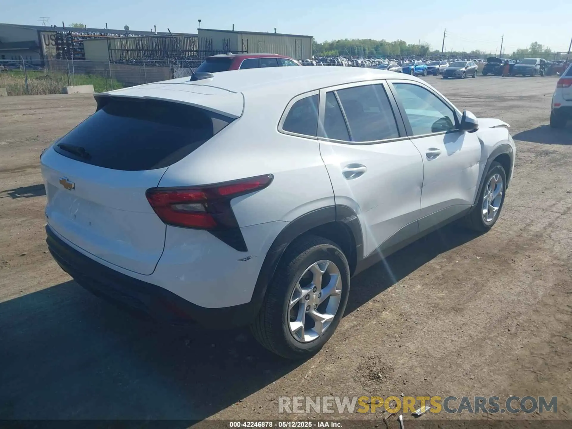4 fotografías del automóvil dañado KL77LFE2XRC138950 CHEVROLET TRAX 2024