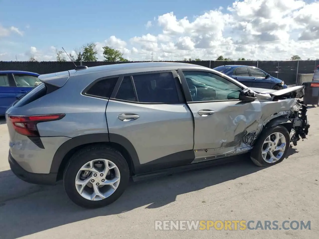3 fotografías del automóvil dañado KL77LFE2XRC182866 CHEVROLET TRAX 2024