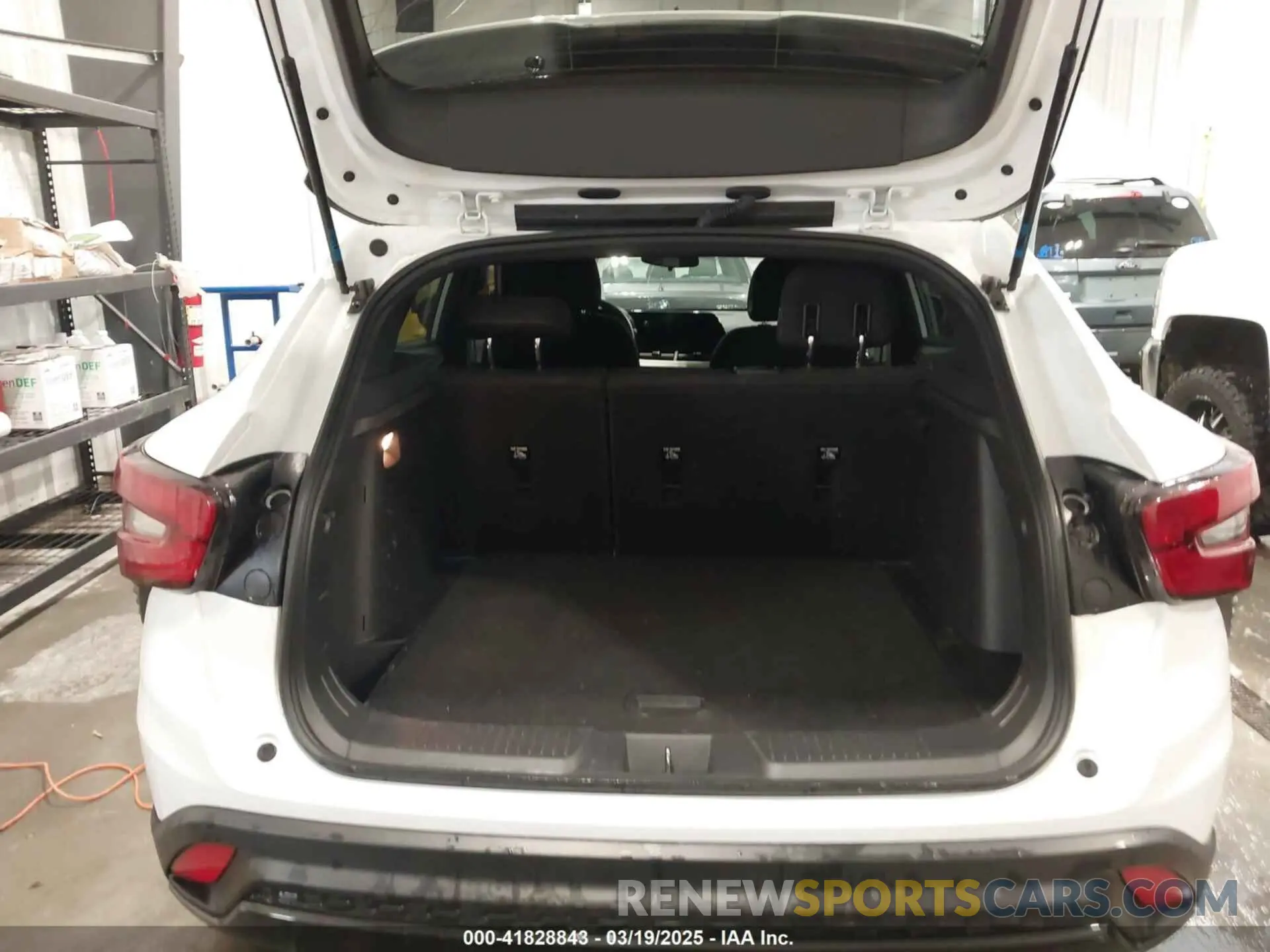 17 fotografías del automóvil dañado KL77LGE20RC027412 CHEVROLET TRAX 2024