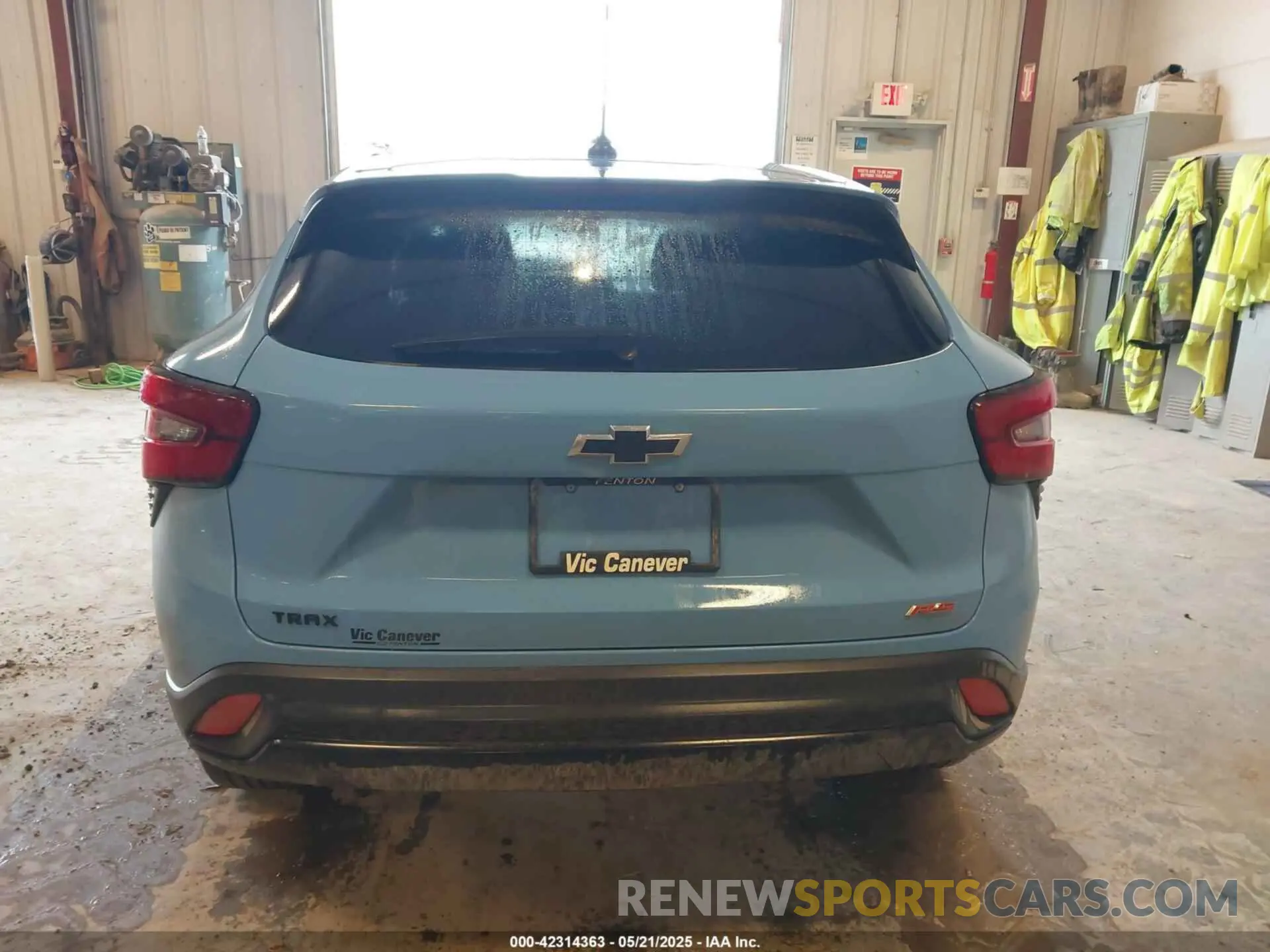 16 fotografías del automóvil dañado KL77LGE21RC057101 CHEVROLET TRAX 2024