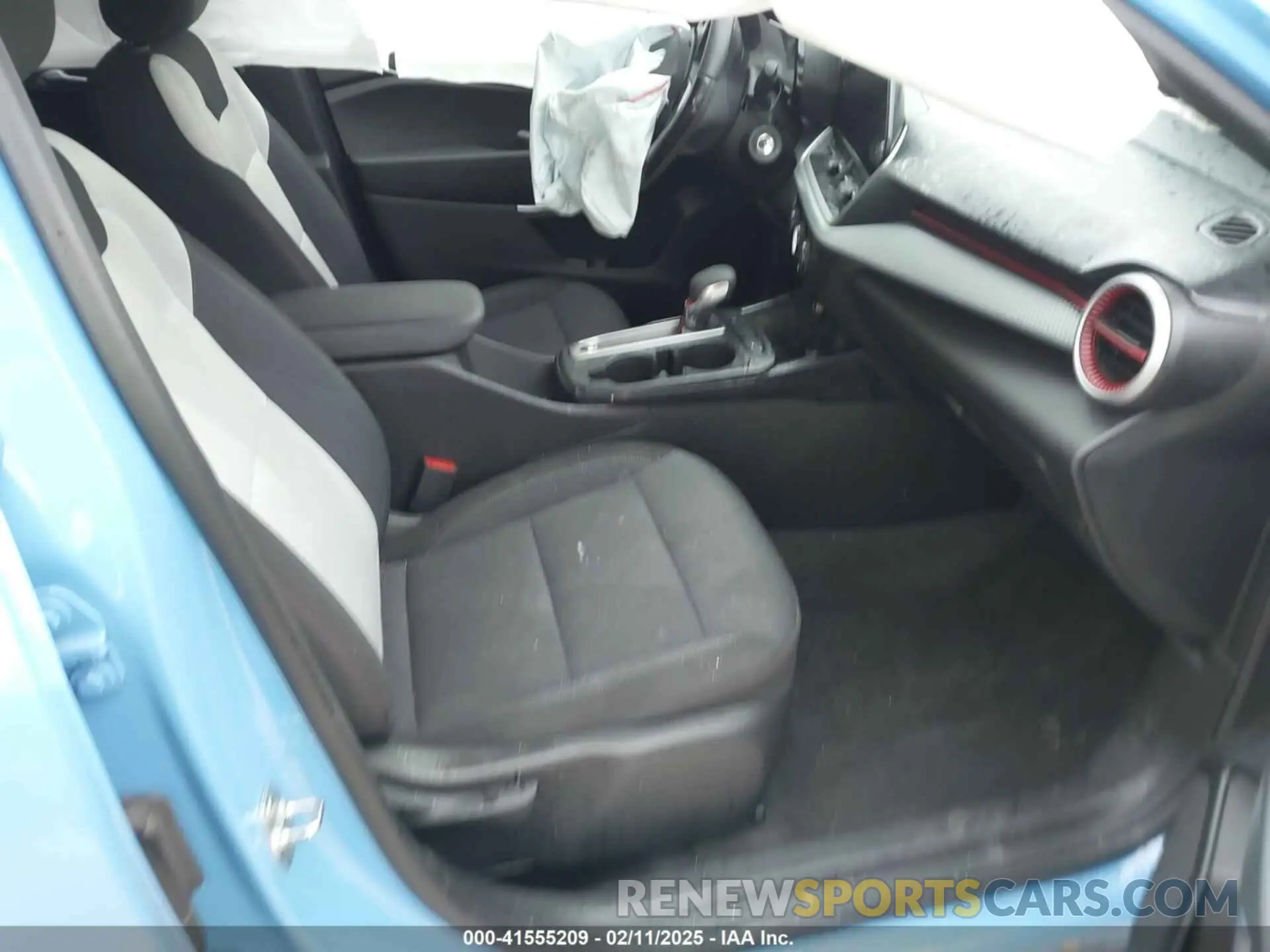 5 fotografías del automóvil dañado KL77LGE21RC149633 CHEVROLET TRAX 2024