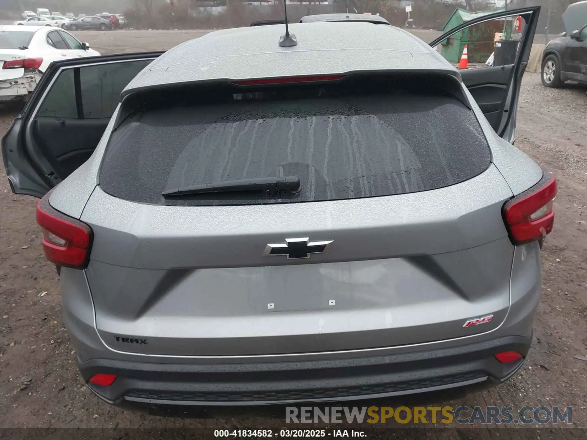 16 fotografías del automóvil dañado KL77LGE21RC152404 CHEVROLET TRAX 2024