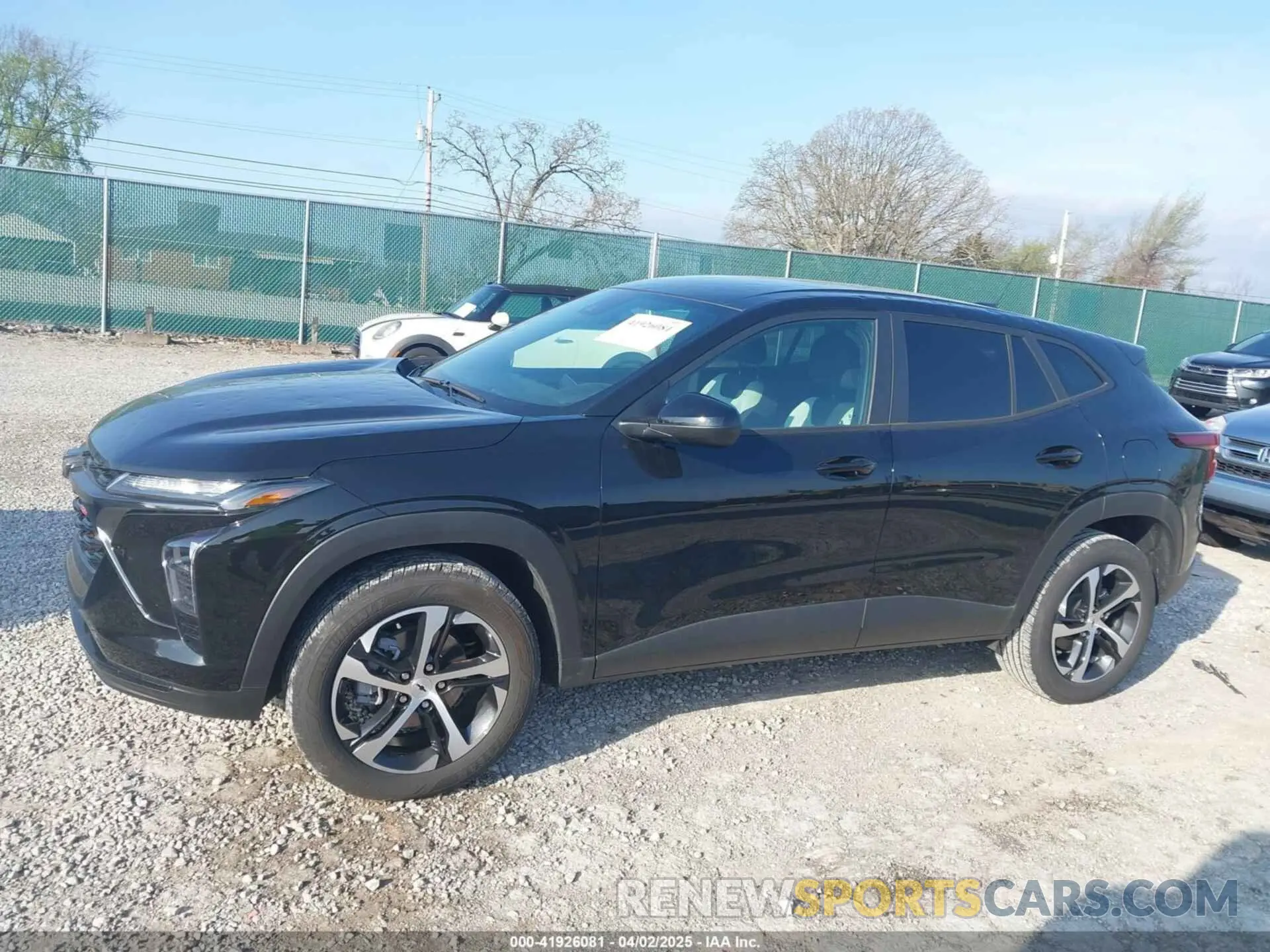 14 fotografías del automóvil dañado KL77LGE21RC225576 CHEVROLET TRAX 2024