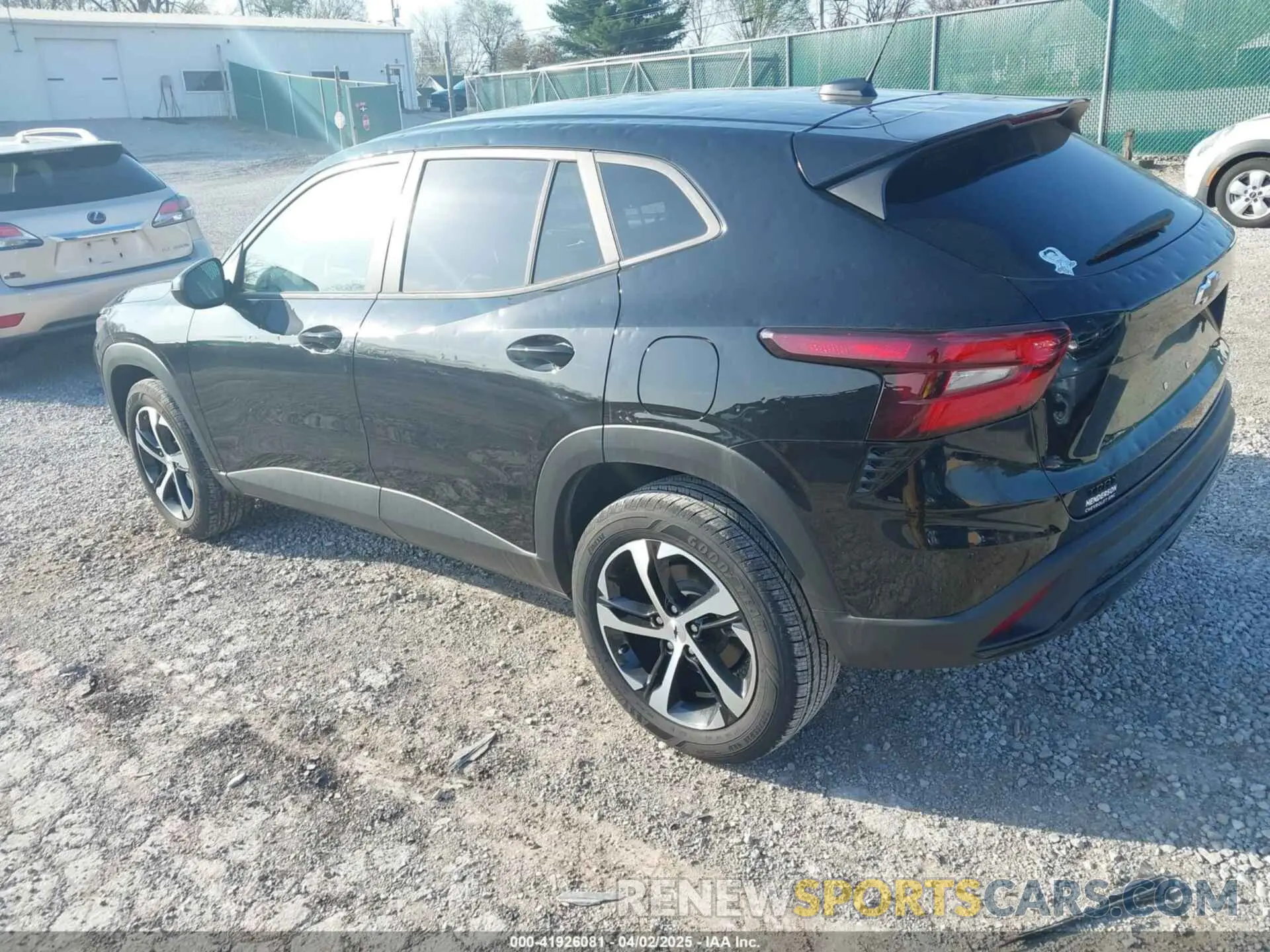 3 fotografías del automóvil dañado KL77LGE21RC225576 CHEVROLET TRAX 2024