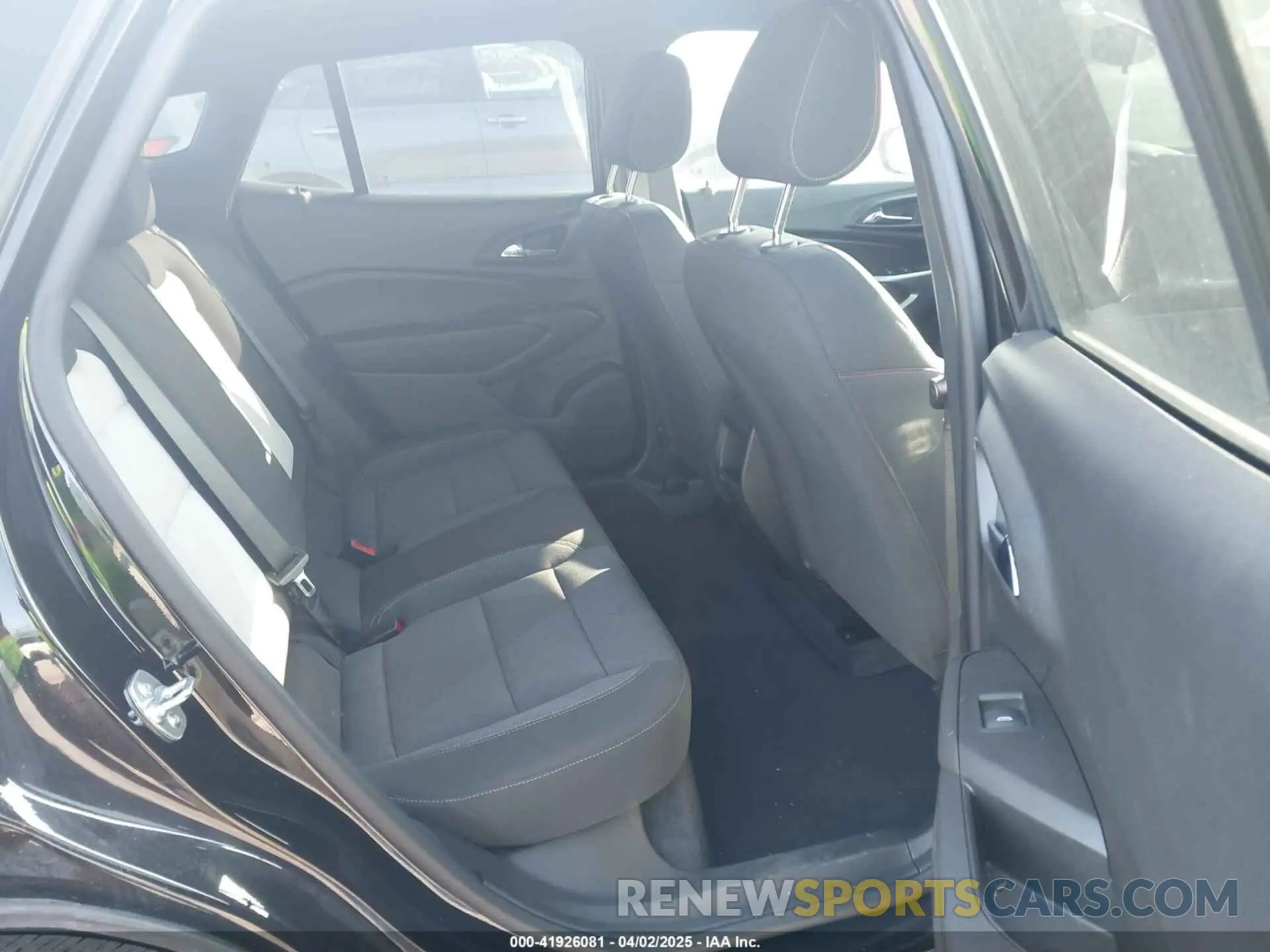 8 fotografías del automóvil dañado KL77LGE21RC225576 CHEVROLET TRAX 2024