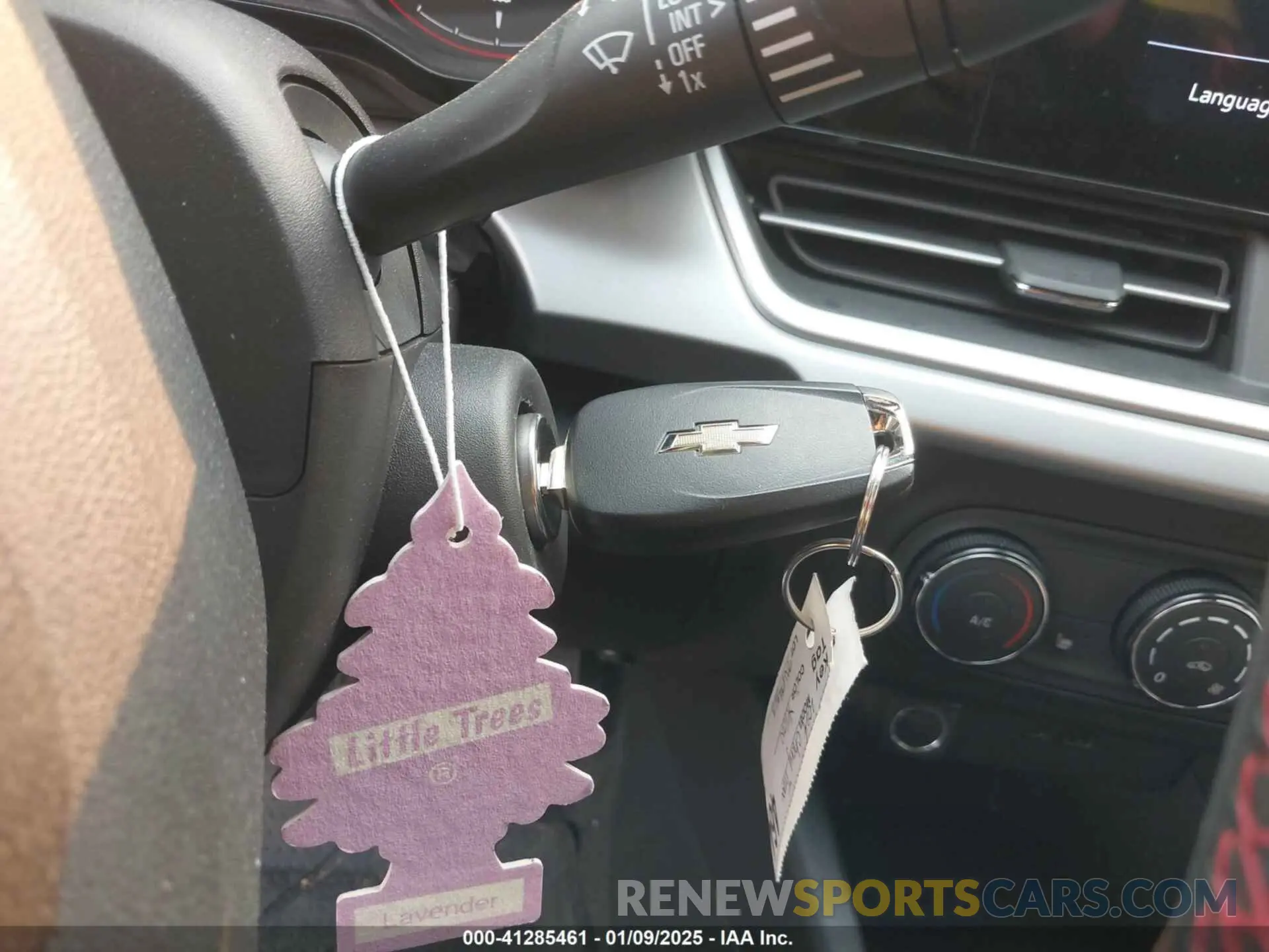 11 fotografías del automóvil dañado KL77LGE22RC126376 CHEVROLET TRAX 2024