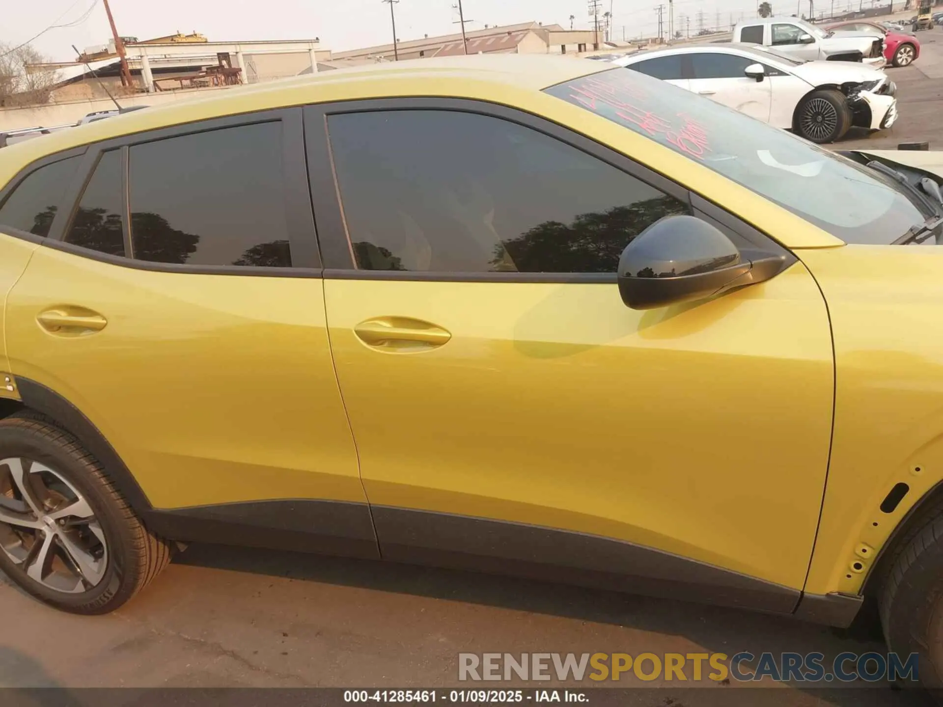 14 fotografías del automóvil dañado KL77LGE22RC126376 CHEVROLET TRAX 2024