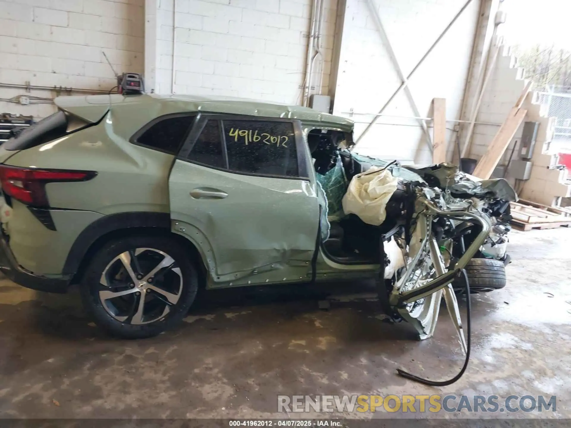 12 fotografías del automóvil dañado KL77LGE22RC137877 CHEVROLET TRAX 2024
