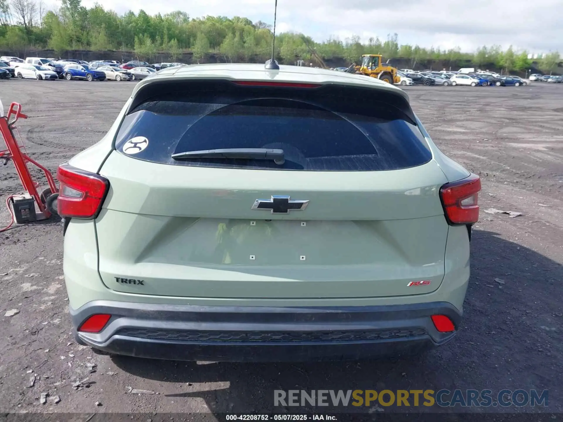 16 fotografías del automóvil dañado KL77LGE23RC099236 CHEVROLET TRAX 2024