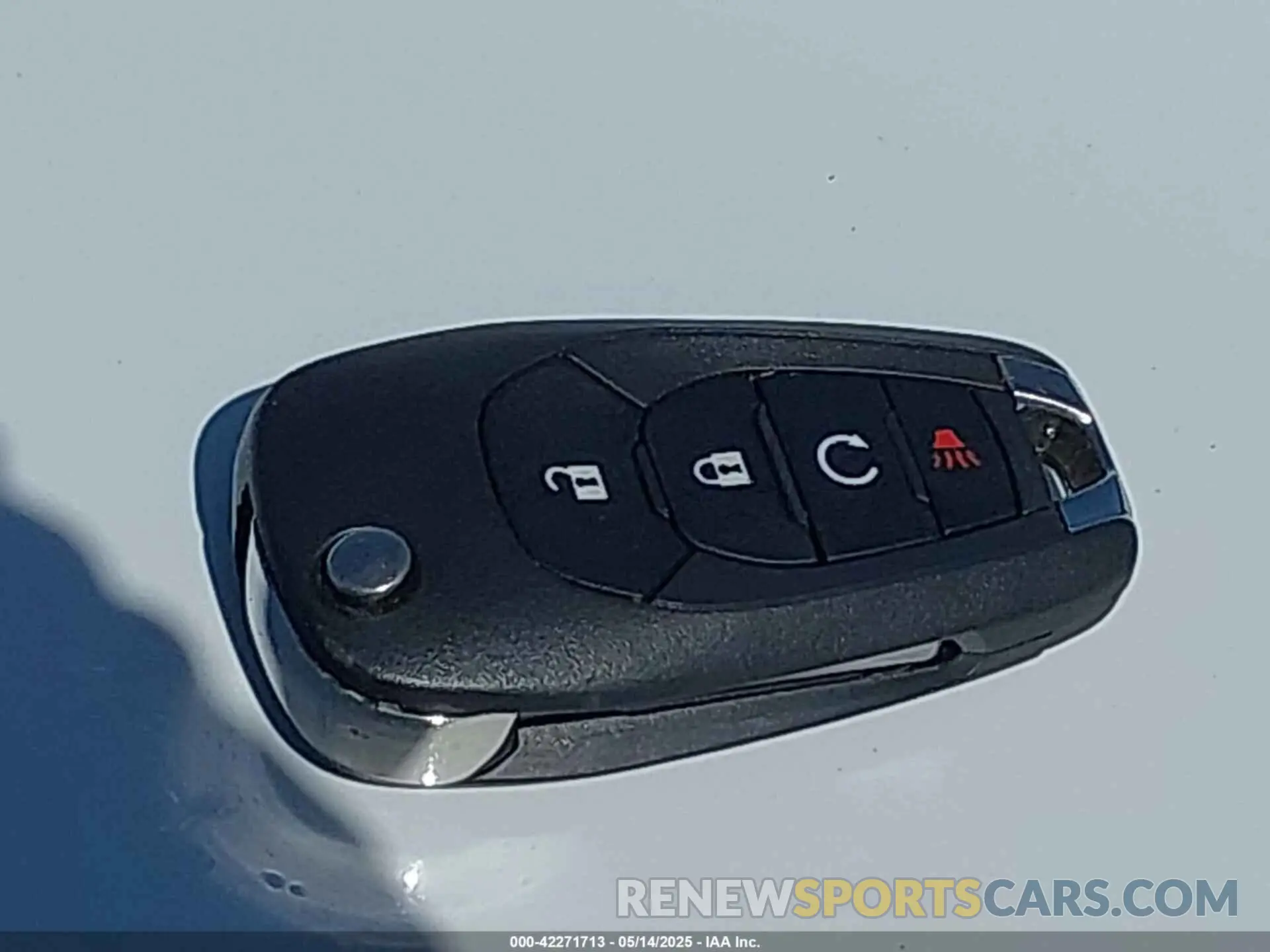 11 fotografías del automóvil dañado KL77LGE23RC190779 CHEVROLET TRAX 2024